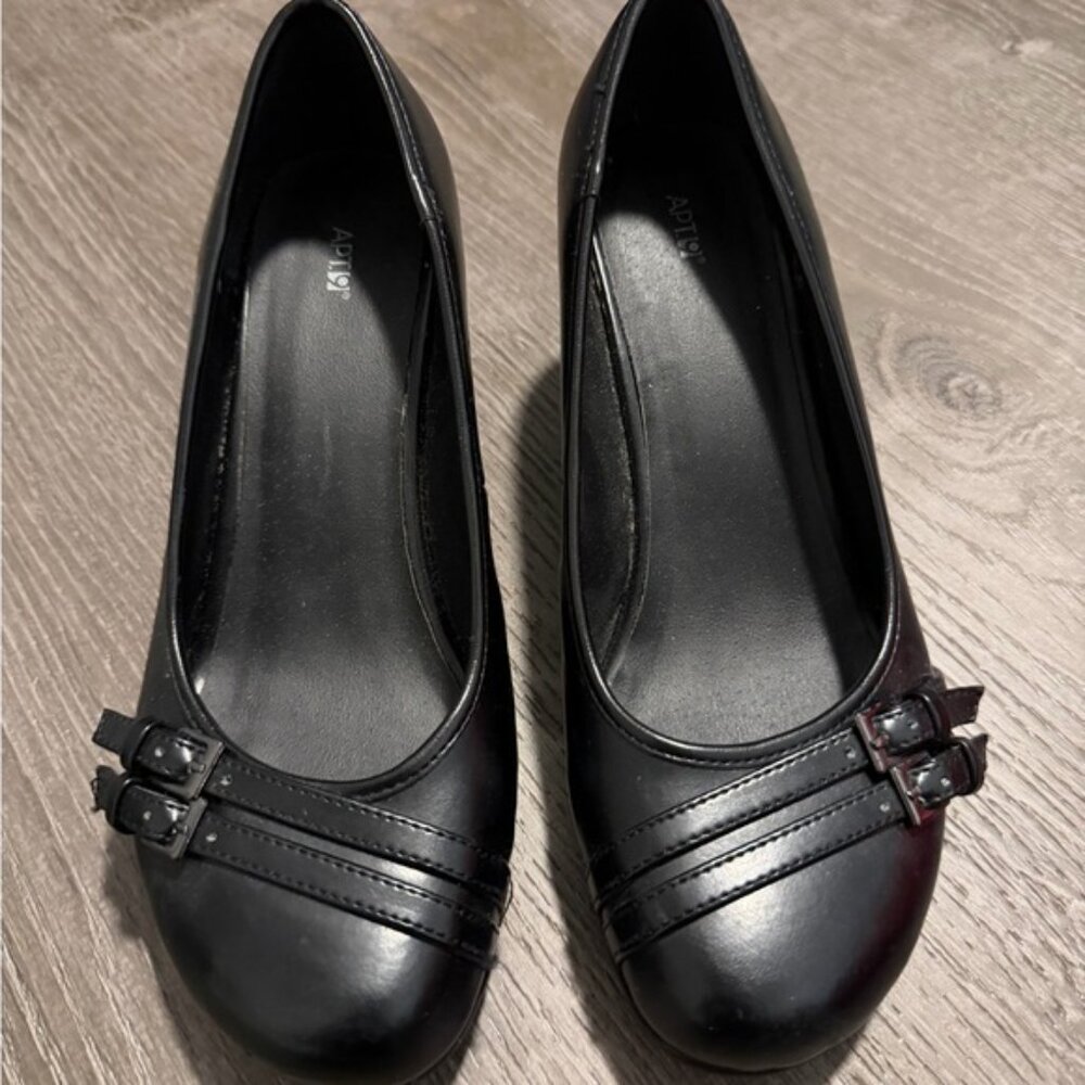 Apt. 9 Black Women's Heels with Buckle Detail